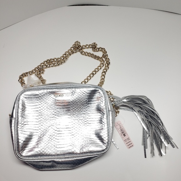 NWT Victoria Secret Silver scale handbag - Picture 3 of 8